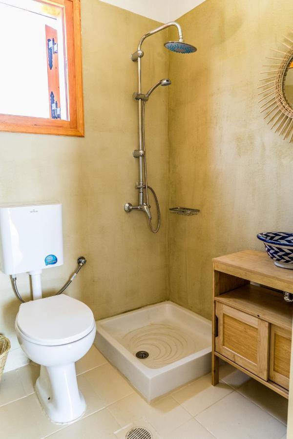 Exoristoi Nature Suites Karave Extérieur photo
